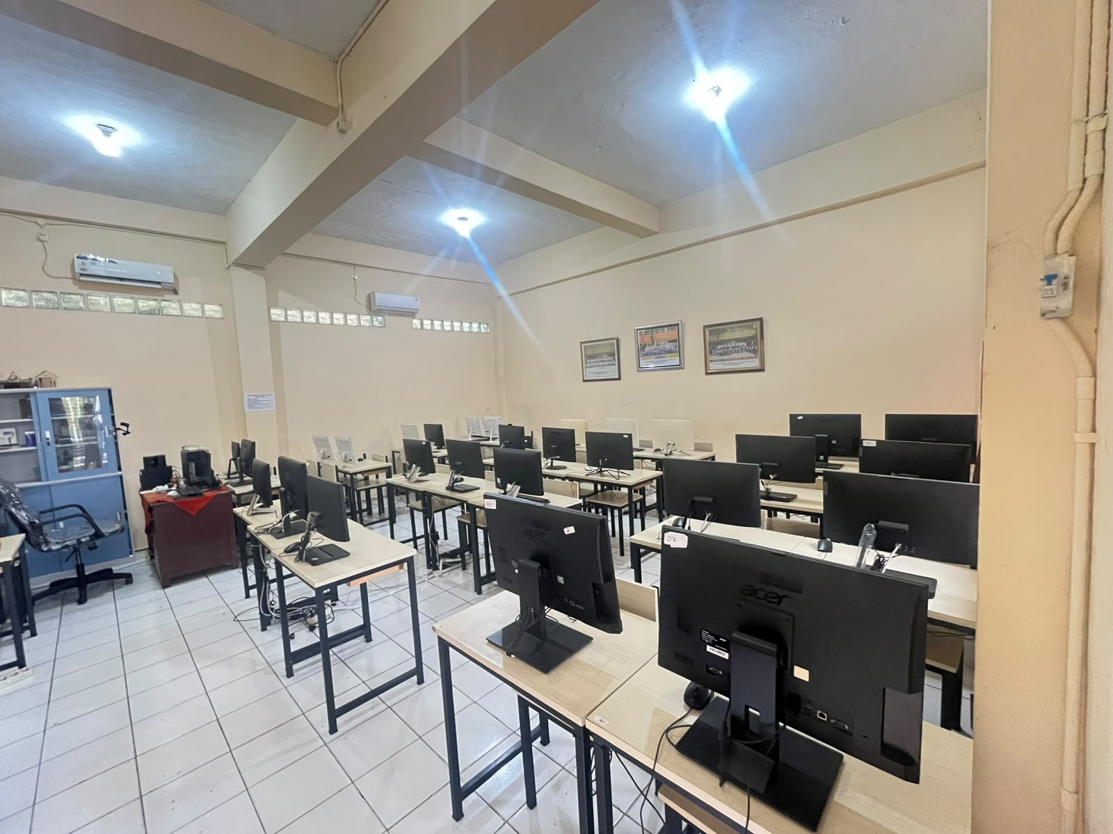 Lab Komputer Mts Al-Ihsan